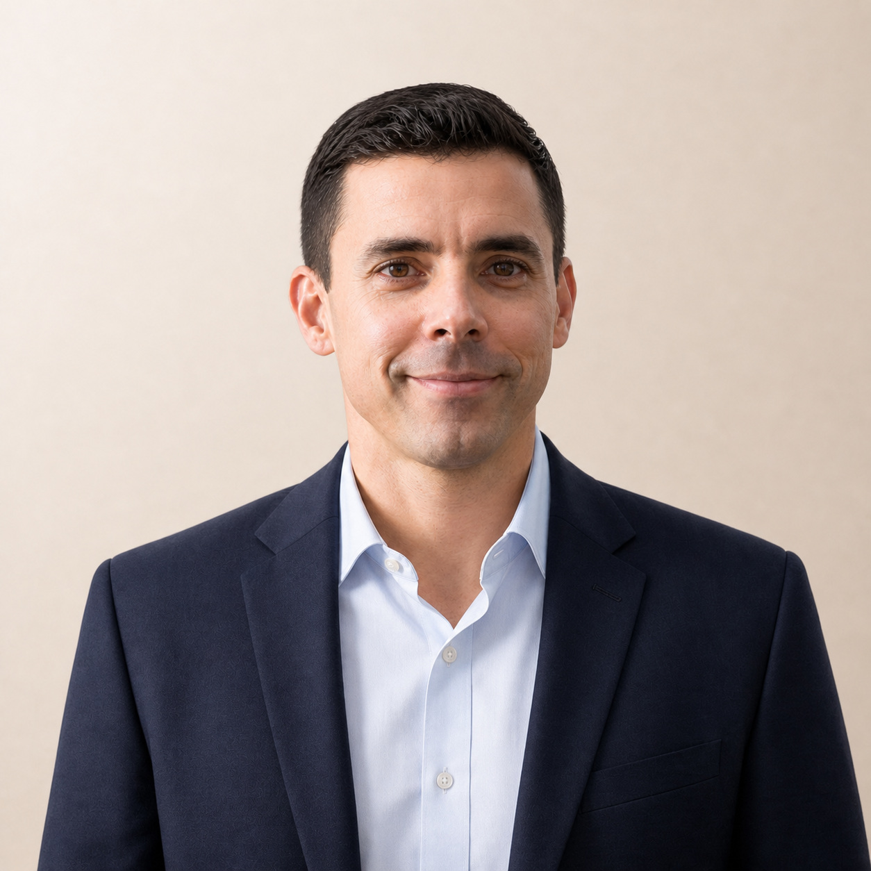 Professional portrait of Renato Couto Gomes